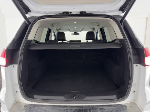 Ford Kuga 1.6 Titanium 4WD Aut. *LEATHER-FABRIC | XENON | HEATED-COMFORTSEATS | NAVI-FULLMAP | KEYLESS | CAMERA | PRIVACY-GLASS | ECC | PDC | CRUISE | 18''ALU | TOWBAR*