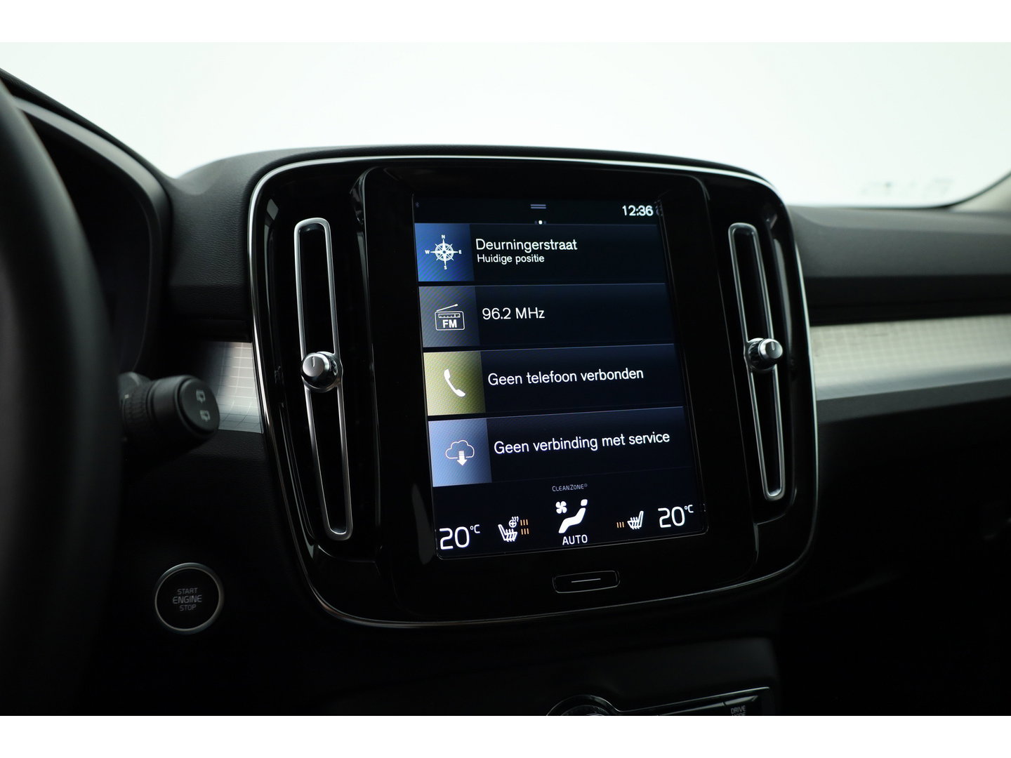 Volvo XC40 1.5 T5 Recharge R-Design | Prijs rijklaar | Trekhaak | Adap. cruise | Blis | Elek. Stoelen | Camera |