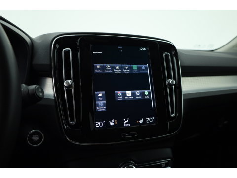 Volvo XC40 1.5 T5 Recharge R-Design | Prijs rijklaar | Trekhaak | Adap. cruise | Blis | Elek. Stoelen | Camera |