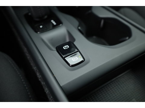 Volvo XC40 1.5 T5 Recharge R-Design | Prijs rijklaar | Trekhaak | Adap. cruise | Blis | Elek. Stoelen | Camera |