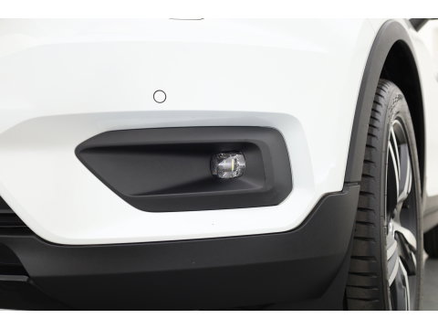 Volvo XC40 1.5 T5 Recharge R-Design | Prijs rijklaar | Trekhaak | Adap. cruise | Blis | Elek. Stoelen | Camera |