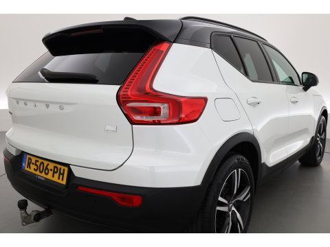 Volvo XC40 1.5 T5 Recharge R-Design | Prijs rijklaar | Trekhaak | Adap. cruise | Blis | Elek. Stoelen | Camera |