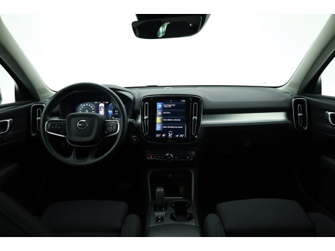 Volvo XC40 1.5 T5 Recharge R-Design | Prijs rijklaar | Trekhaak | Adap. cruise | Blis | Elek. Stoelen | Camera |