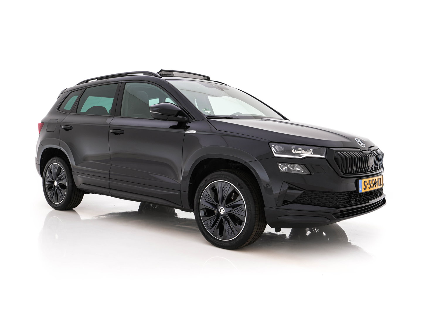Škoda Karoq 1.5 TSI ACT Sportline Business (INCL-BTW) Aut. *PANO | DIGI-COCKPIT | FULL-LED | ADAPTIVE-CRUISE | HEATED-SPORTSEATS | TOPVIEW |  AMBIENTLIGHT | NAVI-FULLMAP | KEYLESS | DAB+ | TOWBAR | PRIVACYGLASS | 18''ALU*