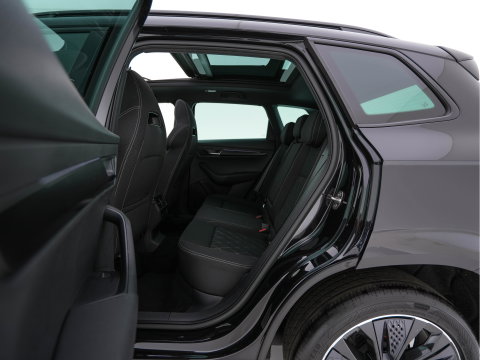 Škoda Karoq 1.5 TSI ACT Sportline Business (INCL-BTW) Aut. *PANO | DIGI-COCKPIT | FULL-LED | ADAPTIVE-CRUISE | HEATED-SPORTSEATS | TOPVIEW |  AMBIENTLIGHT | NAVI-FULLMAP | KEYLESS | DAB+ | TOWBAR | PRIVACYGLASS | 18''ALU*