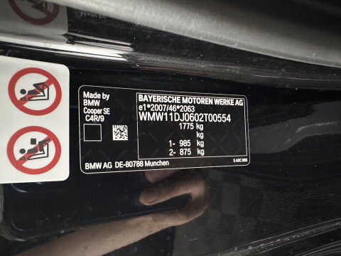 MINI Electric MINI Yours 33 kWh [3-Fase-11kW] {SoH-96%} (INCL-BTW) Aut. *HEATPUMP | LEATHER-ALCANTARA | FULL-LED | NAVI-FULLMAP | SPORTSEATS | AMBIENTLIGHT | DIGI-COCKPIT | DAB+ | ECC | PDC | CRUISE | 16''ALU*