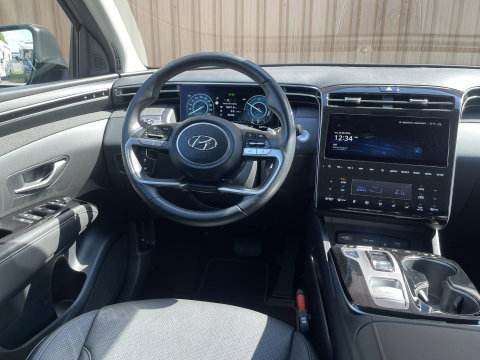 Hyundai Tucson 1.6 T-GDI PHEV Premium 4WD | Trekhaak | 360-Camera | Apple Carplay | Stoel Verkoeling | Stuur Verwarming |