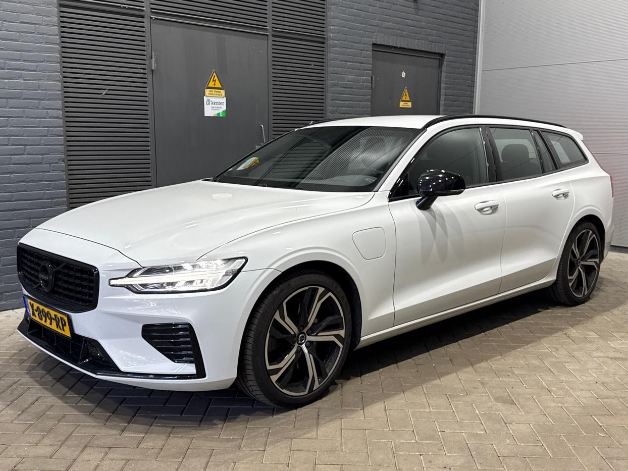Volvo V60 2.0 T6 Twin Engine AWD R-Design | Trekhaak | Camera | 19 inch | Leder | Stoelverwarming