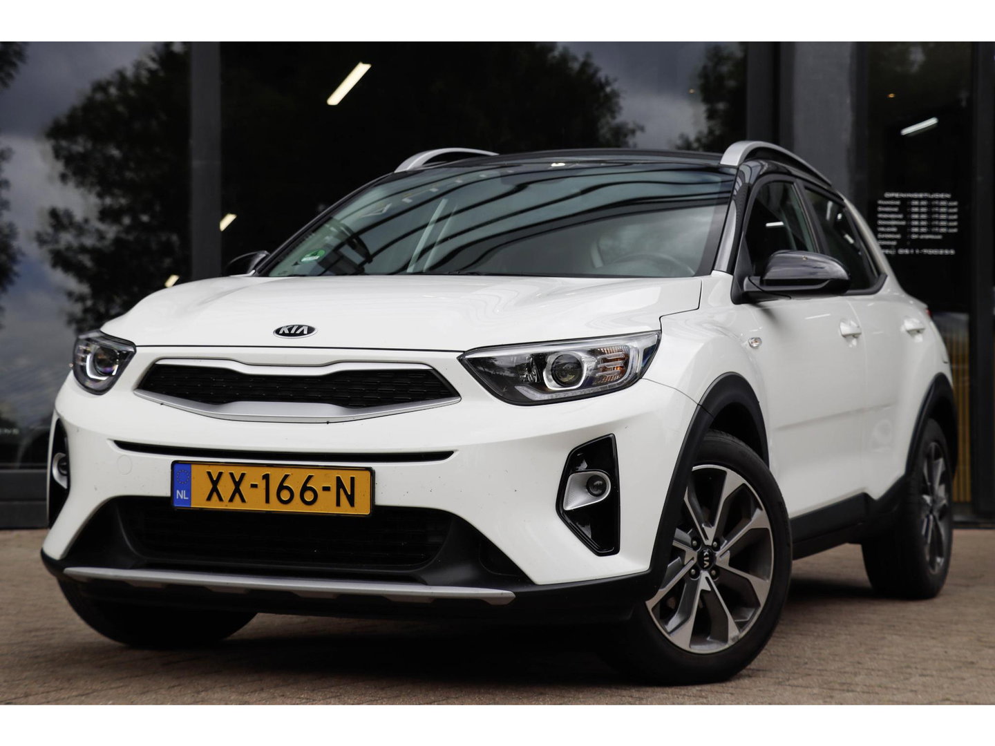Kia Stonic 1.0 T-GDi DynamicLine | Camera | Navigatie | Trekhaak | Cruise Control