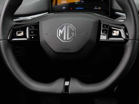 MG Mg4 electric 64kWh LONG RANGE/ NL-AUTO 1STE EIGENAAR/ SOH 95%