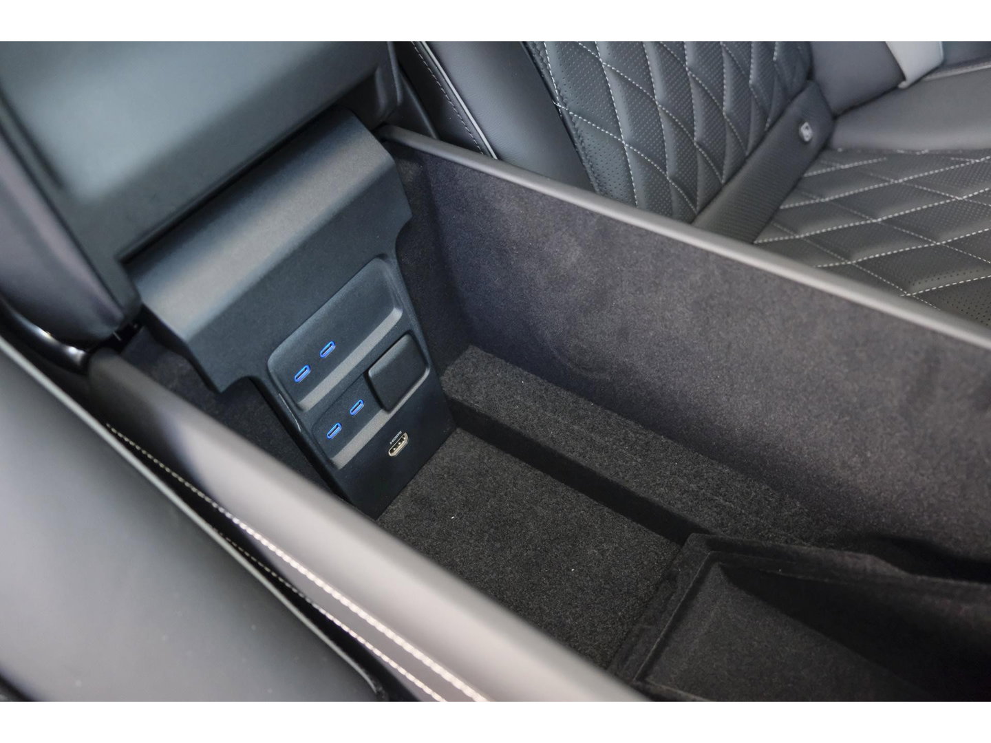 Mercedes-Benz S-Klasse S450d AMG 390pk Lang MJ 2027 VOL!! Chauffeurspakket Rear entertainment 4-seater *BTW*