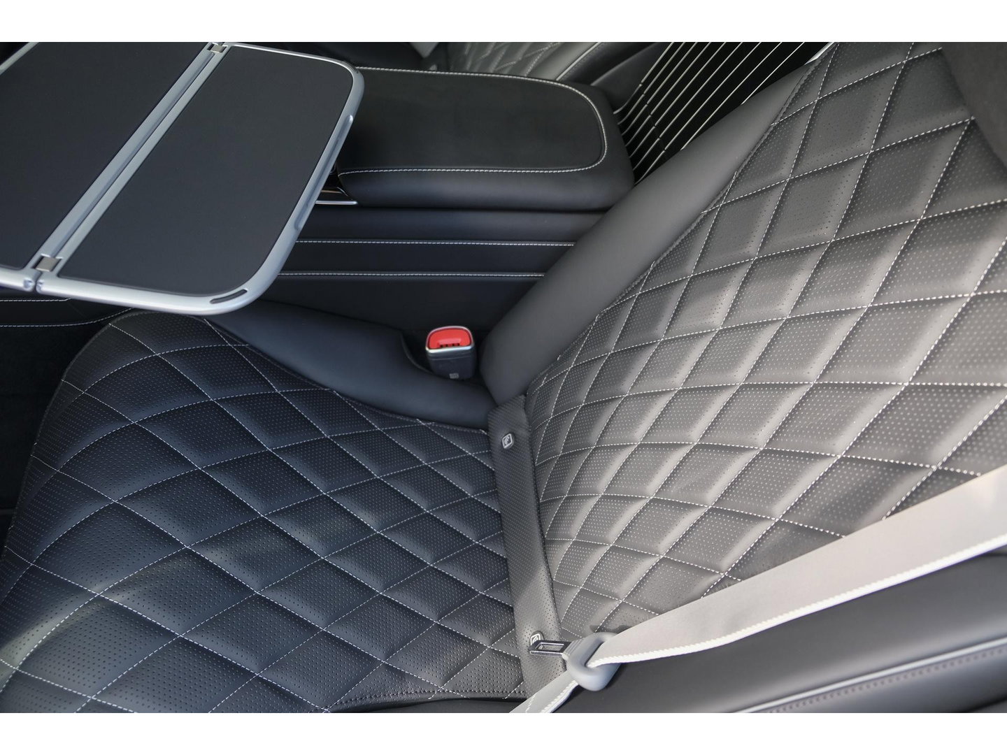 Mercedes-Benz S-Klasse S450d AMG 390pk Lang MJ 2027 VOL!! Chauffeurspakket Rear entertainment 4-seater *BTW*