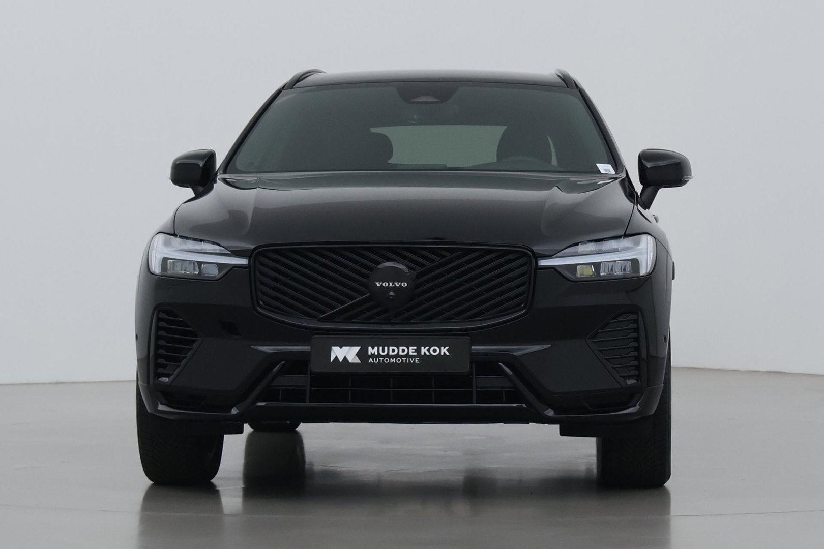 Volvo XC60 T6 Plus Black Edition | FACELIFT | Harman/Kardon | BLIS | 360° Camera | ACC | Pilot Assist | Stoel+Stuurverwarming