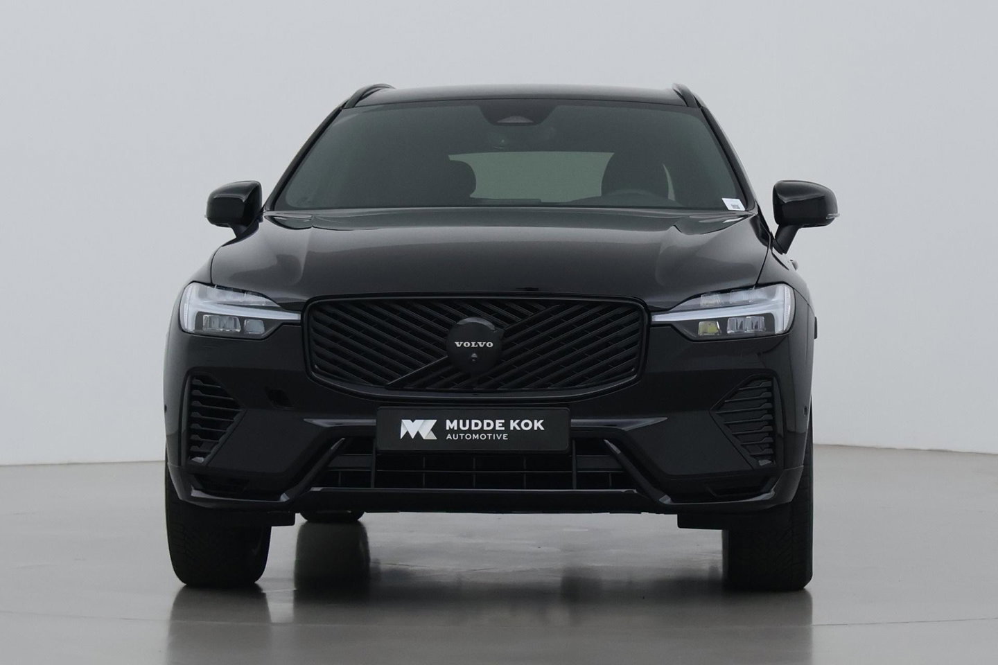 Volvo XC60 T6 Plus Black Edition | FACELIFT | Harman/Kardon | BLIS | 360° Camera | ACC | Pilot Assist | Stoel+Stuurverwarming