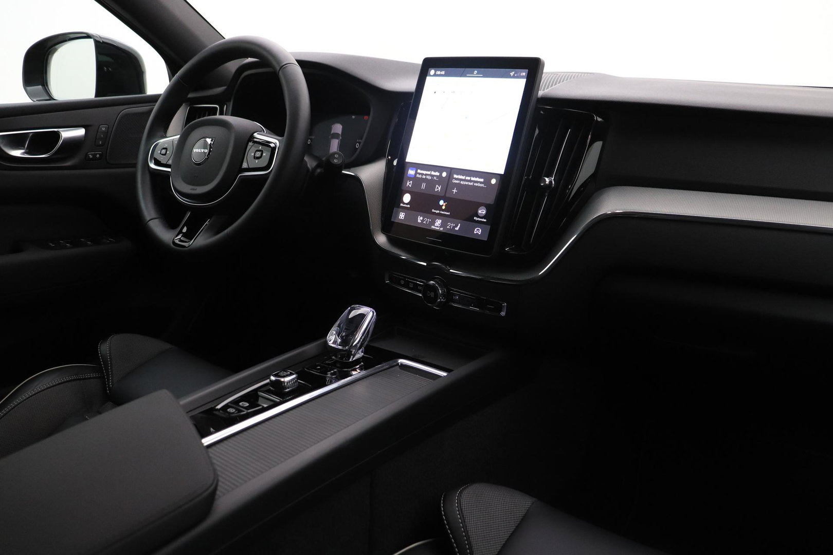 Volvo XC60 T6 Plus Black Edition | FACELIFT | Harman/Kardon | BLIS | 360° Camera | ACC | Pilot Assist | Stoel+Stuurverwarming