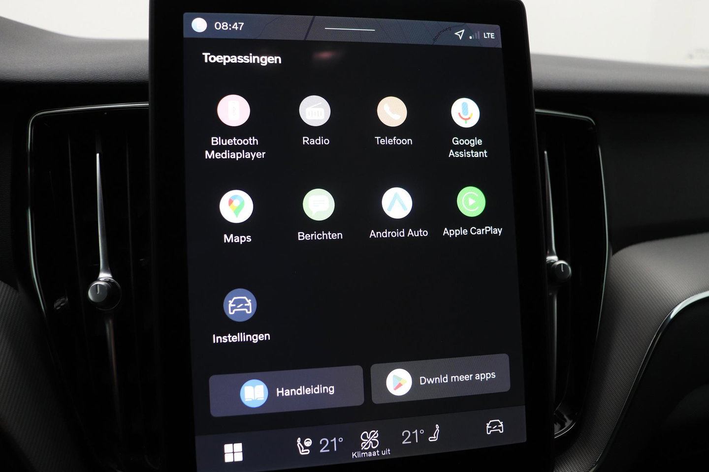 Volvo XC60 T6 Plus Black Edition | FACELIFT | Harman/Kardon | BLIS | 360° Camera | ACC | Pilot Assist | Stoel+Stuurverwarming