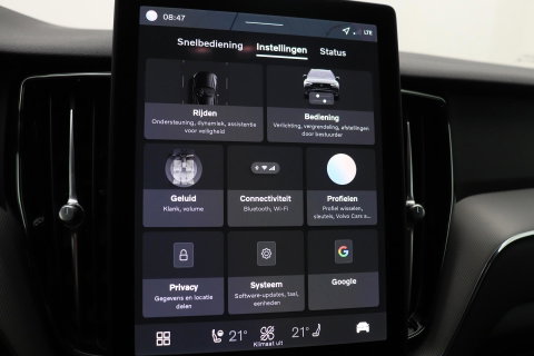 Volvo XC60 T6 Plus Black Edition | FACELIFT | Harman/Kardon | BLIS | 360° Camera | ACC | Pilot Assist | Stoel+Stuurverwarming