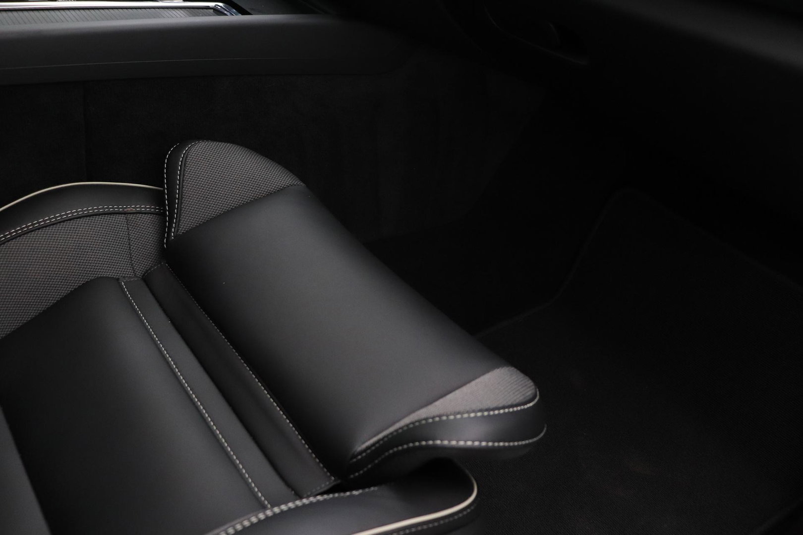 Volvo XC60 T6 Plus Black Edition | FACELIFT | Harman/Kardon | BLIS | 360° Camera | ACC | Pilot Assist | Stoel+Stuurverwarming