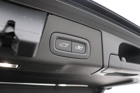Volvo XC60 T6 Plus Black Edition | FACELIFT | Harman/Kardon | BLIS | 360° Camera | ACC | Pilot Assist | Stoel+Stuurverwarming