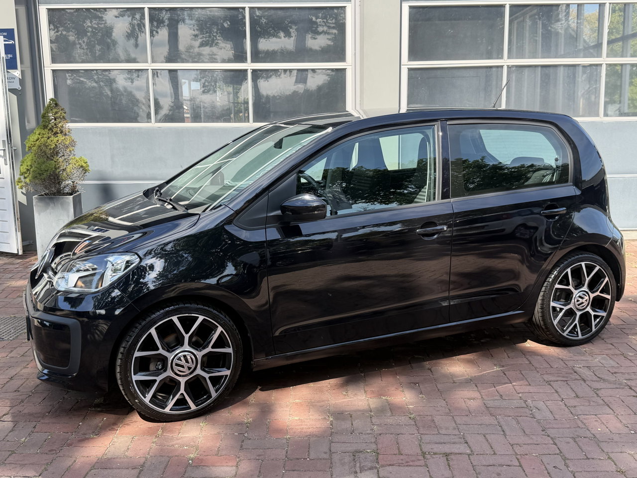 Volkswagen up!