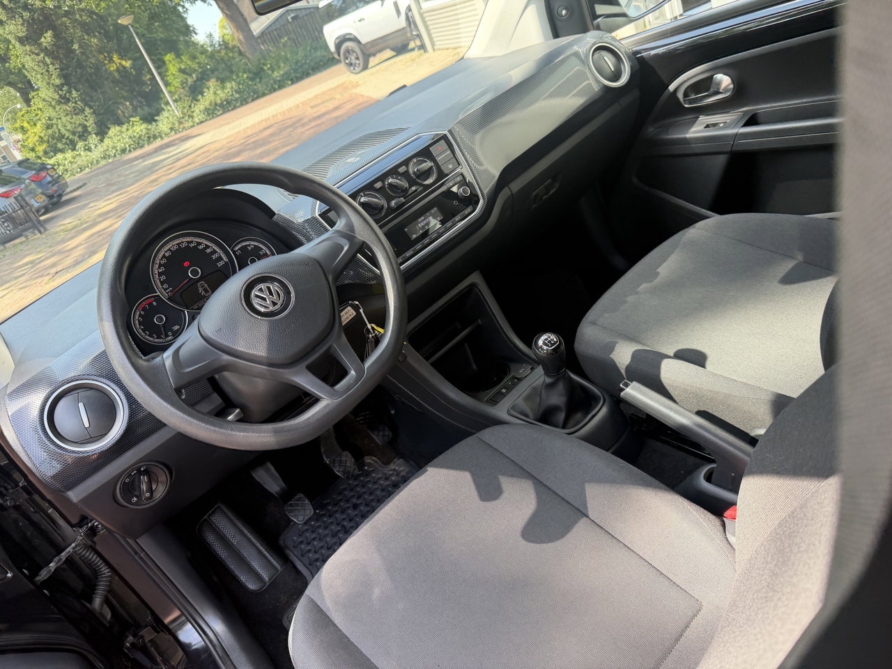 Volkswagen up!