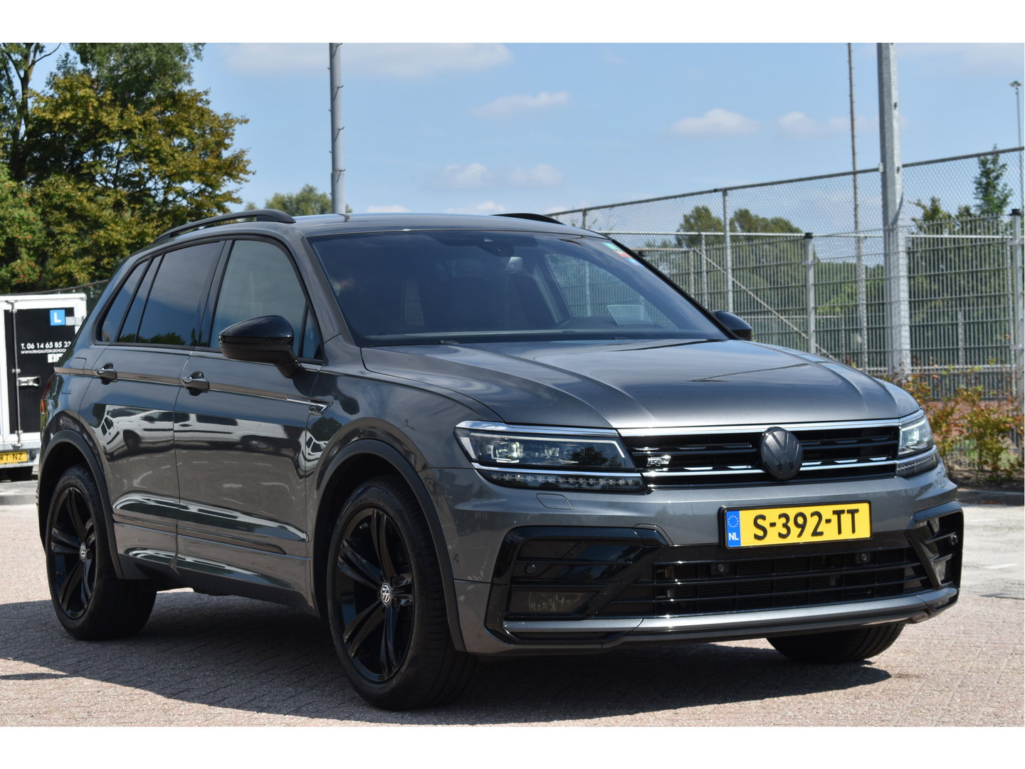 Volkswagen Tiguan 1.5 TSI ACT Highline Business 3x R-Line Blackstyle | HUD | Camera | Carplay | Virtual cockpit | Keyless | Stoelverwarming | Full LED
