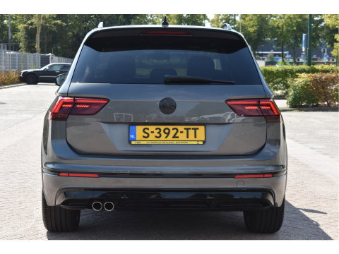 Volkswagen Tiguan 1.5 TSI ACT Highline Business 3x R-Line Blackstyle | HUD | Camera | Carplay | Virtual cockpit | Keyless | Stoelverwarming | Full LED