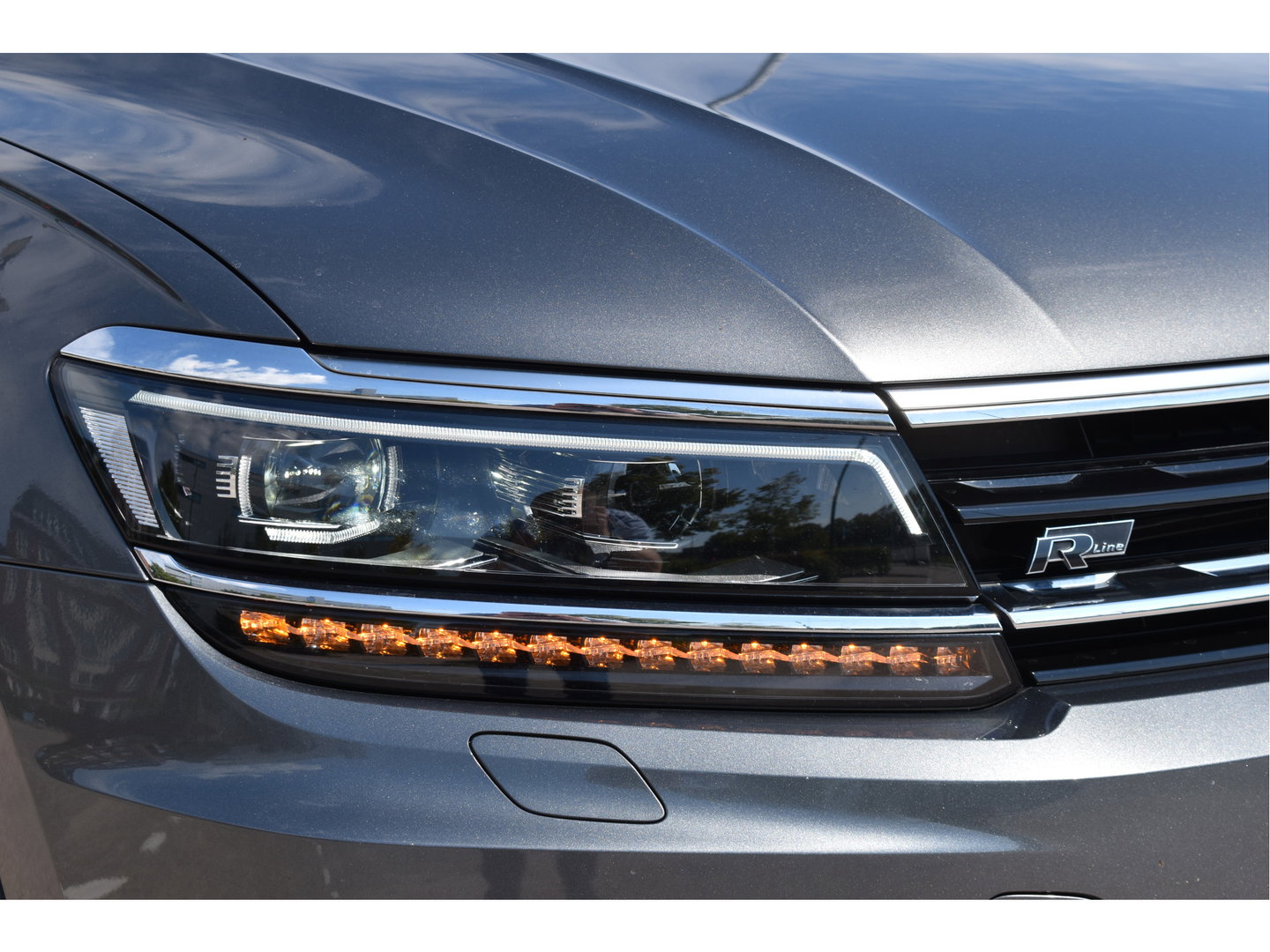 Volkswagen Tiguan 1.5 TSI ACT Highline Business 3x R-Line Blackstyle | HUD | Camera | Carplay | Virtual cockpit | Keyless | Stoelverwarming | Full LED