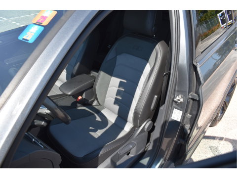 Volkswagen Tiguan 1.5 TSI ACT Highline Business 3x R-Line Blackstyle | HUD | Camera | Carplay | Virtual cockpit | Keyless | Stoelverwarming | Full LED