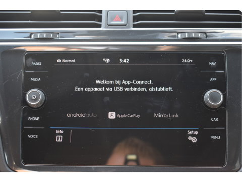 Volkswagen Tiguan 1.5 TSI ACT Highline Business 3x R-Line Blackstyle | HUD | Camera | Carplay | Virtual cockpit | Keyless | Stoelverwarming | Full LED