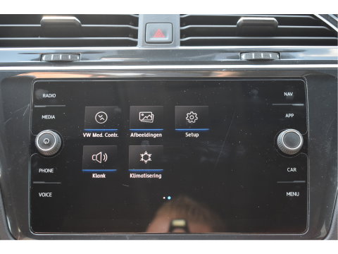 Volkswagen Tiguan 1.5 TSI ACT Highline Business 3x R-Line Blackstyle | HUD | Camera | Carplay | Virtual cockpit | Keyless | Stoelverwarming | Full LED