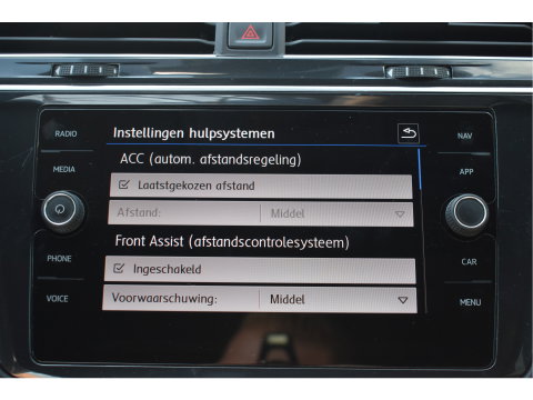 Volkswagen Tiguan 1.5 TSI ACT Highline Business 3x R-Line Blackstyle | HUD | Camera | Carplay | Virtual cockpit | Keyless | Stoelverwarming | Full LED