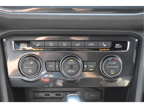 Volkswagen Tiguan 1.5 TSI ACT Highline Business 3x R-Line Blackstyle | HUD | Camera | Carplay | Virtual cockpit | Keyless | Stoelverwarming | Full LED