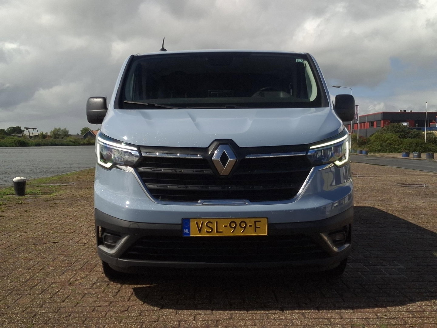 Renault Trafic 2.0 dCi L2H1 DC | Led | Unieke Kleur | 130PK | Cruise |