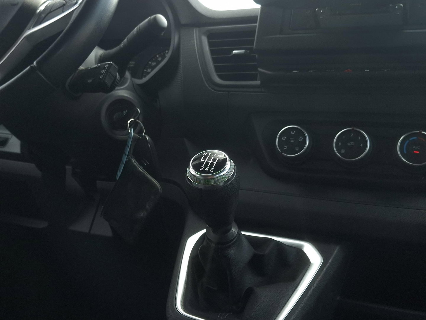 Renault Trafic 2.0 dCi L2H1 DC | Led | Unieke Kleur | 130PK | Cruise |