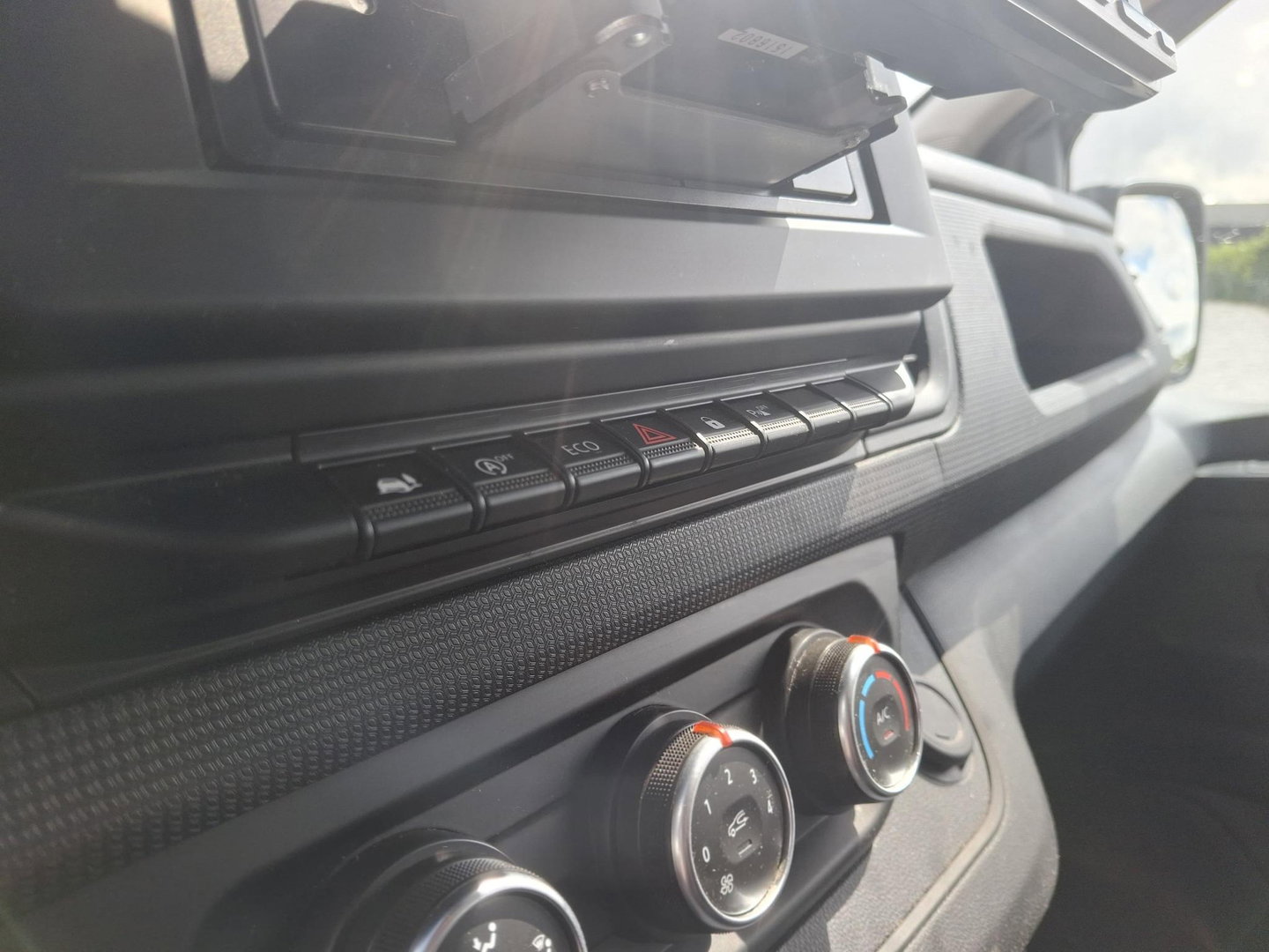 Renault Trafic 2.0 dCi L2H1 DC | Led | Unieke Kleur | 130PK | Cruise |