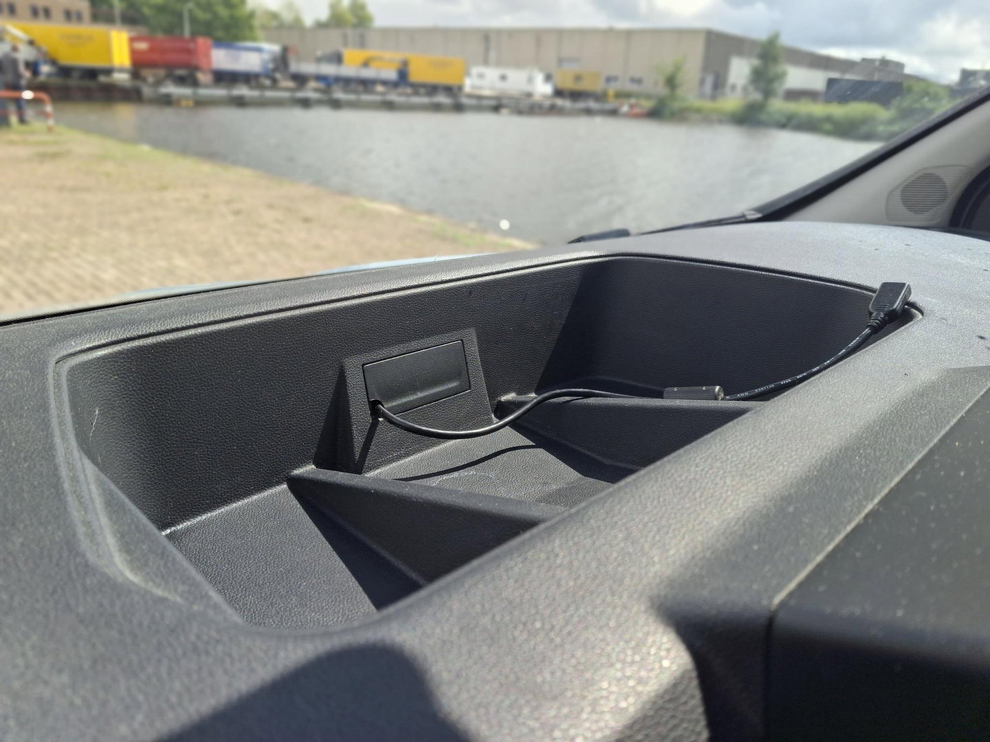 Renault Trafic 2.0 dCi L2H1 DC | Led | Unieke Kleur | 130PK | Cruise |