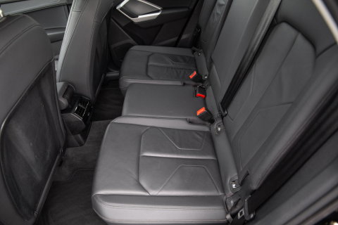 Audi Q3 Sportback 45 TFSI e Edition CRUISE CONTROLE / CARPLAY / DEALER ONDERHOUDEN / AUTOMAAT