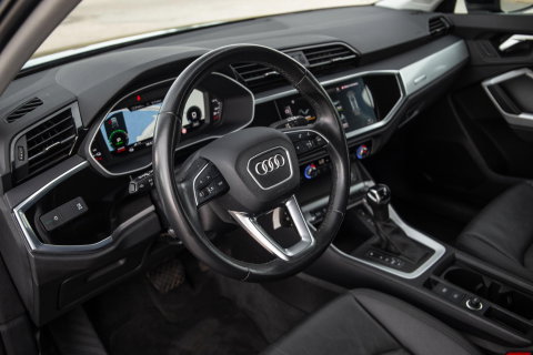 Audi Q3 Sportback 45 TFSI e Edition CRUISE CONTROLE / CARPLAY / DEALER ONDERHOUDEN / AUTOMAAT