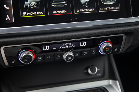 Audi Q3 Sportback 45 TFSI e Edition CRUISE CONTROLE / CARPLAY / DEALER ONDERHOUDEN / AUTOMAAT