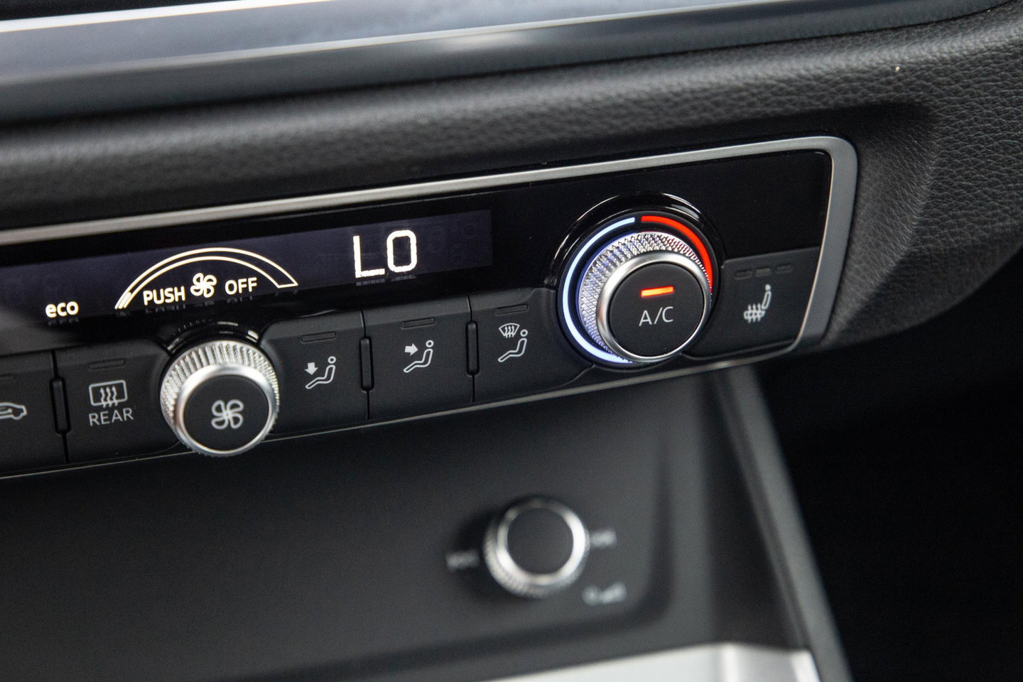 Audi Q3 Sportback 45 TFSI e Edition CRUISE CONTROLE / CARPLAY / DEALER ONDERHOUDEN / AUTOMAAT