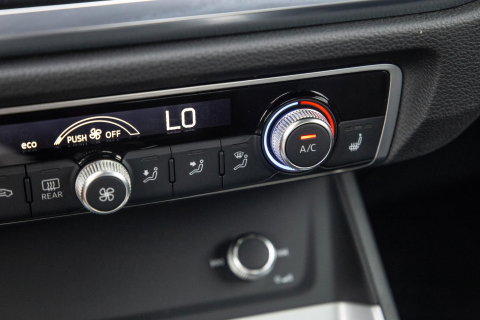Audi Q3 Sportback 45 TFSI e Edition CRUISE CONTROLE / CARPLAY / DEALER ONDERHOUDEN / AUTOMAAT