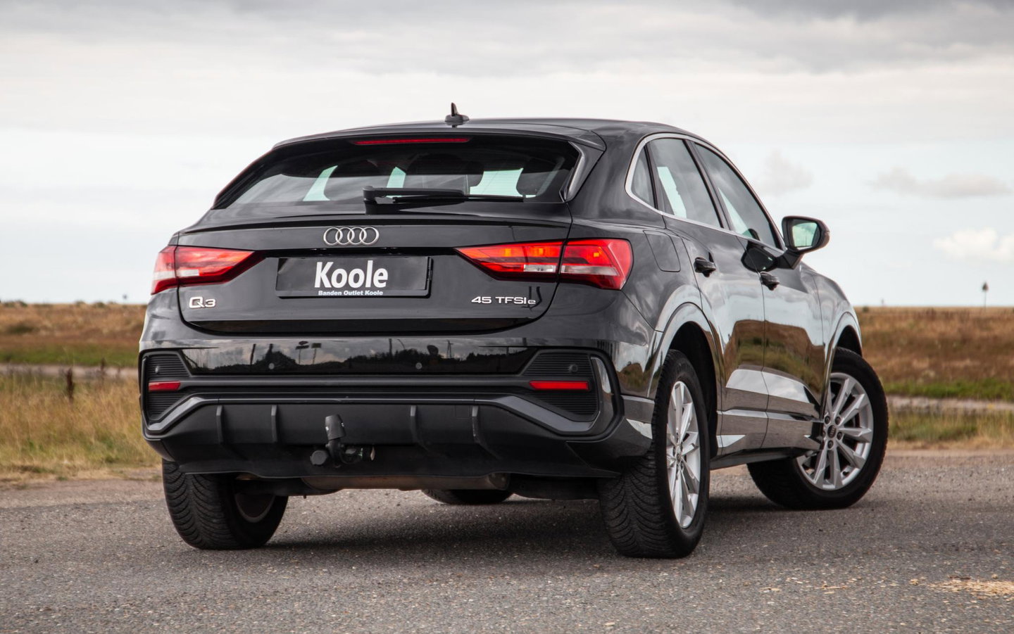 Audi Q3 Sportback 45 TFSI e Edition CRUISE CONTROLE / CARPLAY / DEALER ONDERHOUDEN / AUTOMAAT