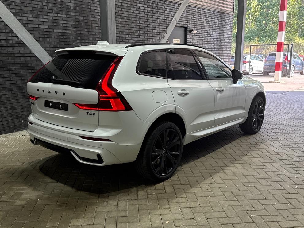 Volvo XC60 T6 Plug-in hybrid Plus Black Edition | Luchtvering | Stoelventilatie | Bowers & Wilkins | Head-up | Stoelventilatie
