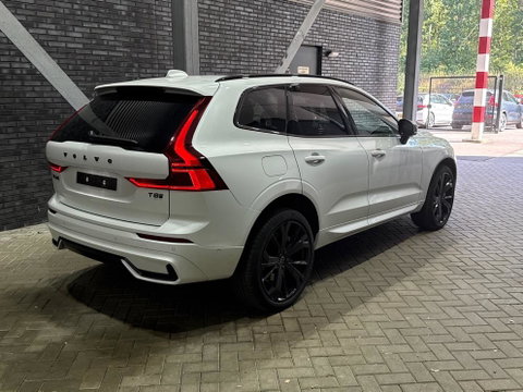 Volvo XC60 T6 Plug-in hybrid Plus Black Edition | Luchtvering | Stoelventilatie | Bowers & Wilkins | Head-up | Stoelventilatie