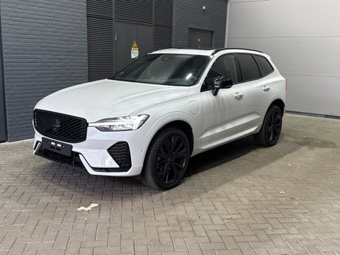 Volvo XC60 T6 Plug-in hybrid Plus Black Edition | Luchtvering | Stoelventilatie | Bowers & Wilkins | Head-up | Stoelventilatie