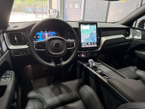Volvo XC60 T6 Plug-in hybrid Plus Black Edition | Luchtvering | Stoelventilatie | Bowers & Wilkins | Head-up | Stoelventilatie