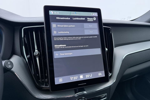 Volvo XC60 2.0 T6 Plug-in hybrid AWD Plus Black Edition | Panoramadak | Harman/Kardon | 21 Inch | 360-camera