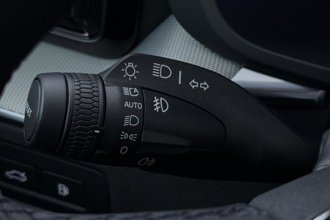 Volvo XC60 2.0 T6 Plug-in hybrid AWD Plus Black Edition | Panoramadak | Harman/Kardon | 21 Inch | 360-camera