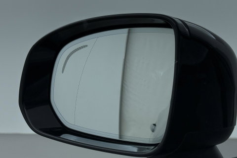 Volvo XC60 2.0 T6 Plug-in hybrid AWD Plus Black Edition | Panoramadak | Harman/Kardon | 21 Inch | 360-camera